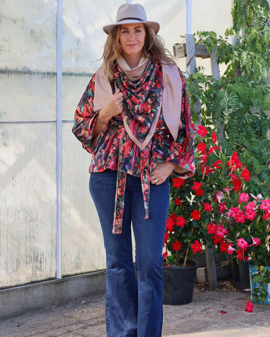 Scarf - Fuchsia Flow